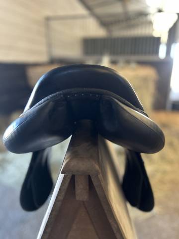 Selle Devoucoux Biarritz O noire 17,5&rsquo; 2021