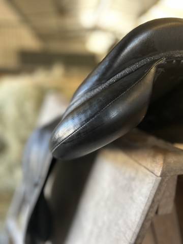 Selle Devoucoux Biarritz O noire 17,5&rsquo; 2021