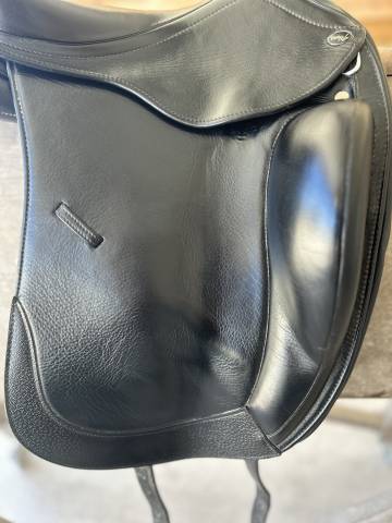 Selle Platinium Dressage 17&rsquo;