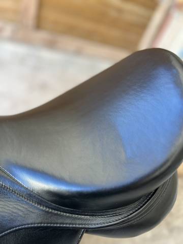 Selle Platinium Dressage 17&rsquo;