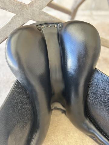 Selle Platinium Dressage 17&rsquo;