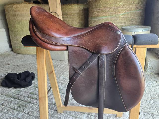 Selle forestier 18 pouces