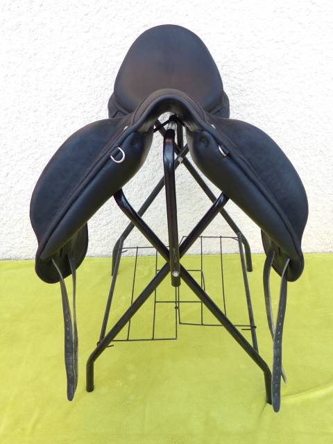 Selle Dressage Childeric DPL 18'