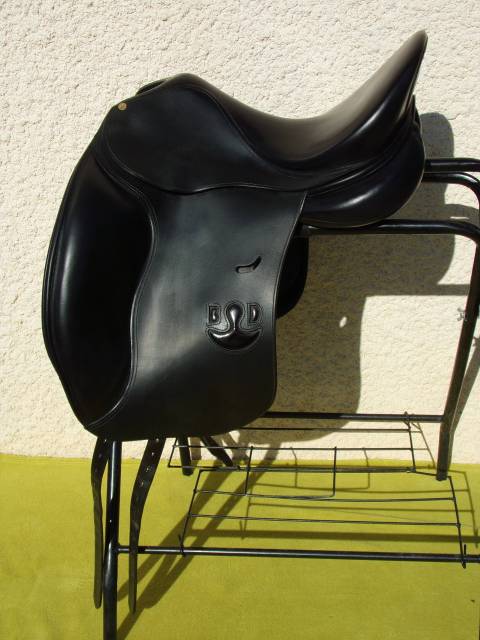 Selle Dressage Delgrange 17'5
