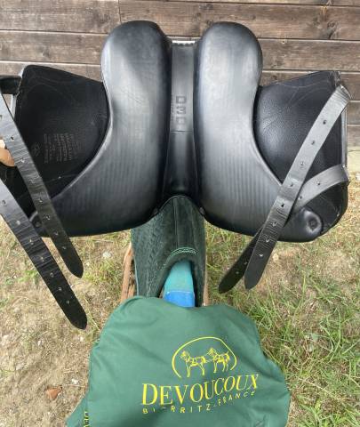 Selle de dressage Devoucoux Makila Lab 
