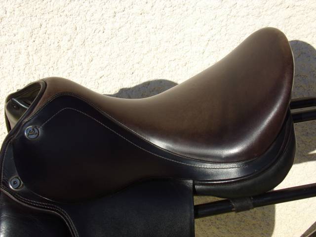 Selle Dressage Prestige 17' arcade modifiable 