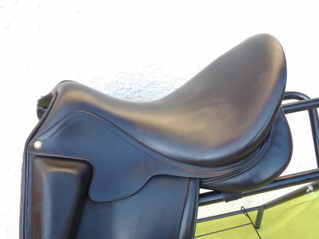 Selle Dressage Aulion 17'