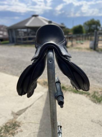 Selle mixte 17 pouces GFS