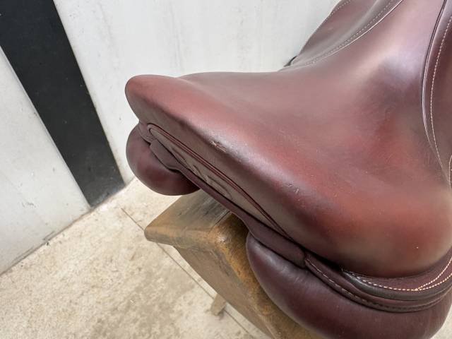 Selle CWD doubl&eacute;e veau