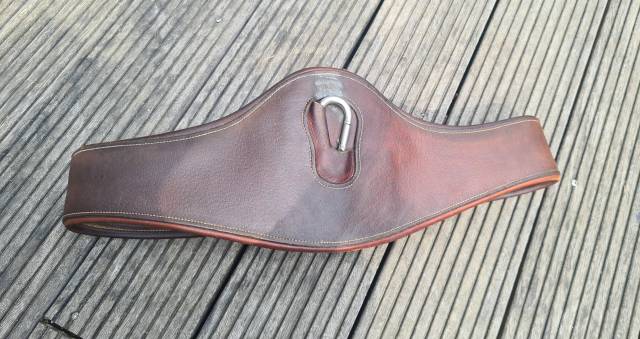 sangle anatomique Antar&eacute;s en cuir marron taille 125cm 