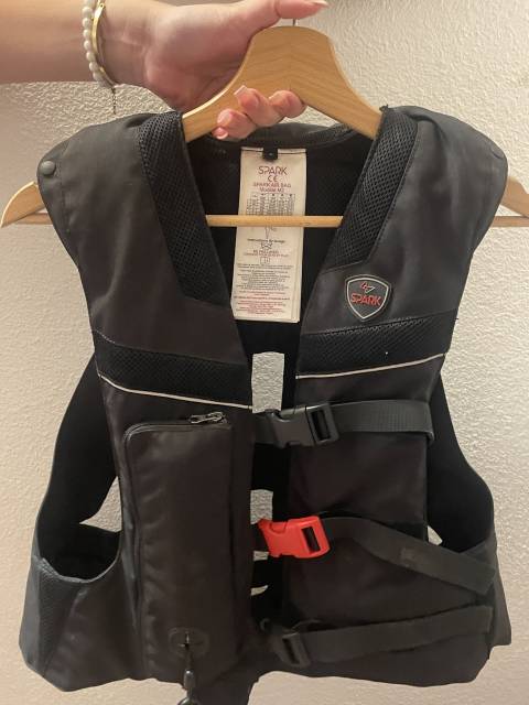 Vends Gilet SPARk air bag M2 taille S cartouche neuve 