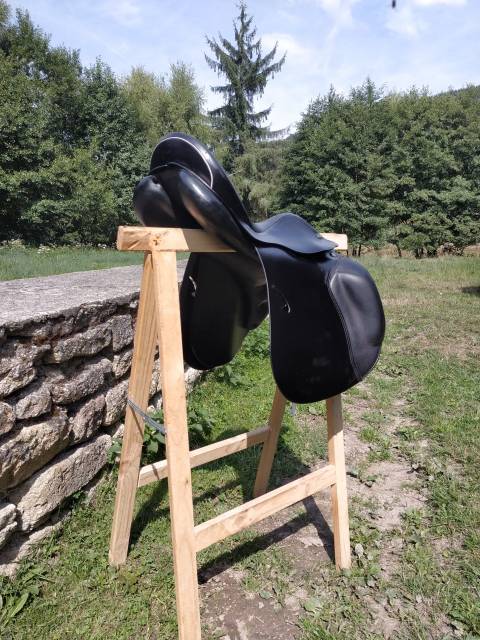Selle mixte Roma VSD de chez Prestige 18' noire