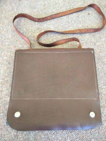 PORTE CARTE CUIR randonn&eacute;e