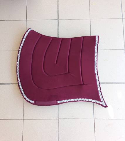 Tapis cheval &agrave; pointe 