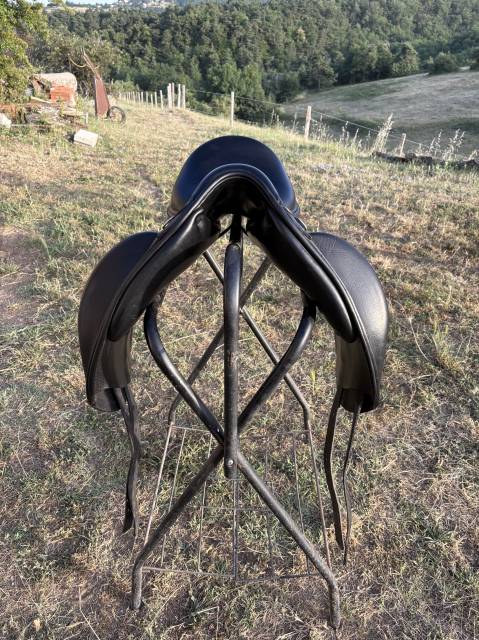Selle de dressage &eacute;quipe 