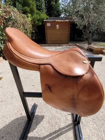 Selle Jaguar by Harry Dabbs 17.5" + &Eacute;quipement assorti 