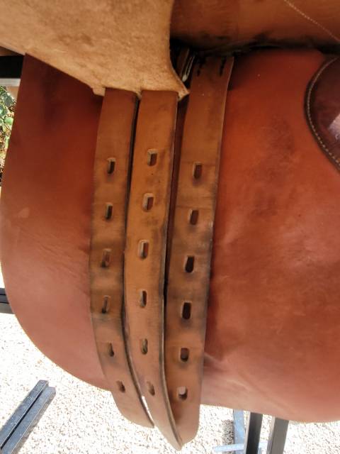 Selle Jaguar by Harry Dabbs 17.5" + &Eacute;quipement assorti 