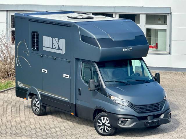 IVECO DAILY 35-210 HI-MATIC MSG STALLION LIGHT
