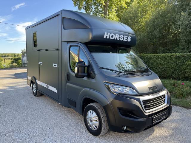 PEUGEOT BOXER BLUEHDI 165 MSG STALLION LIGHT