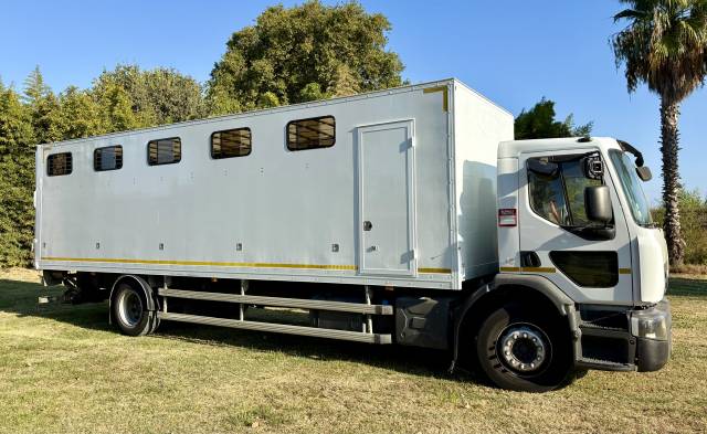 Camion Chevaux Renault Premium 11 places/sellerie