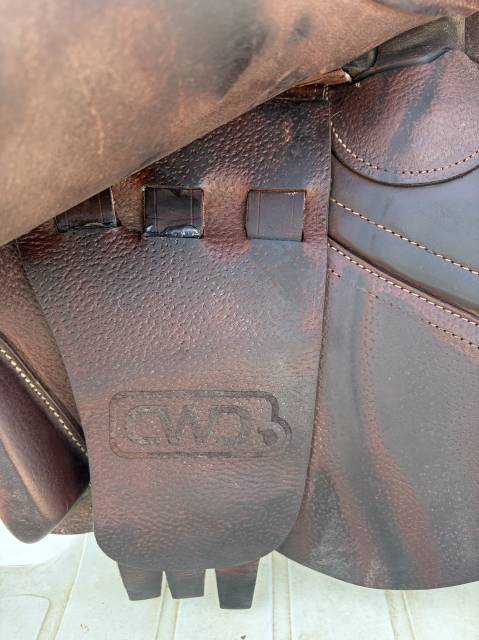 Selle cwd 17 pouces
