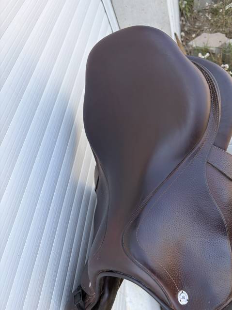 Selle cwd 17 pouces
