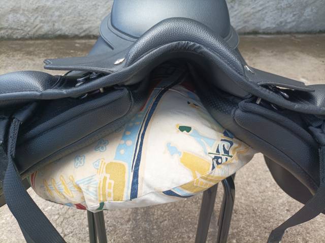 Selle Wintec 500 wide dressage 