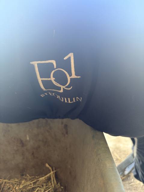Selle de dressage equiline 