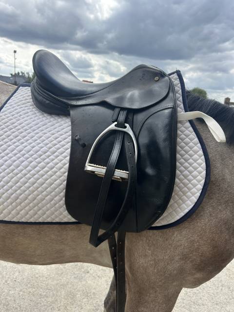 Selle de dressage sellier J.Craessaerts 
