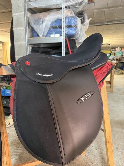 Selle Pro Ligth 