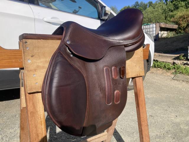 Selle GBS JUMPING 17P Q2A