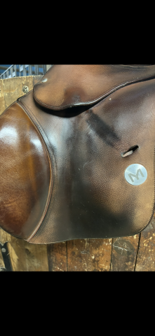 Selle meyer de taille 17,5 