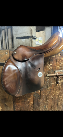 Selle meyer de taille 17,5 