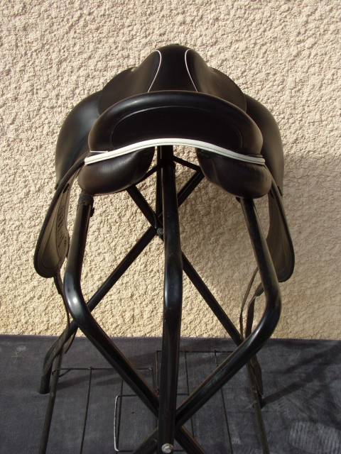 Selle Dressage Endurance Devoucoux Milady 17'