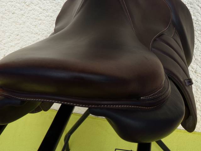 Selle Forestier Seoul Doubl&eacute;e Veau 17' Superbe &eacute;tat 