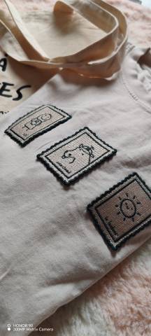 Ensemble Mut&eacute;moi - Tee-shirt  Le bonheur et sac &agrave; carottes
