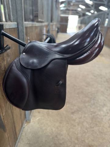 Selle CWD SE01 - 18 pouces - quartiers 3C - 2014