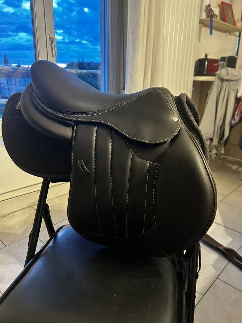 Selle Forestier 2025 ch&acirc;taigne 