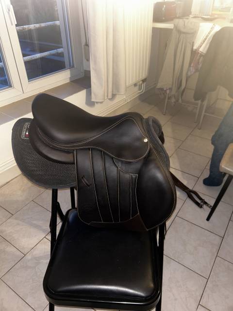 Selle Forestier 2025 ch&acirc;taigne 