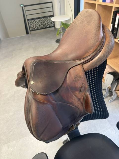 Selle Devoucoux Chiberta 17,5 pouces Q2A 2015