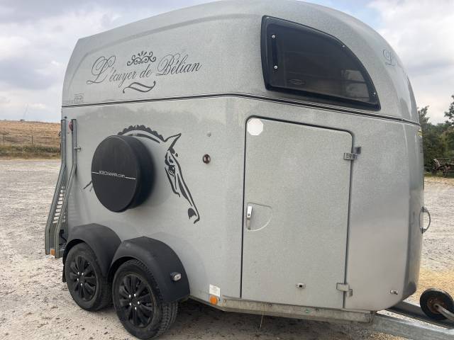 Van bockman comfort 2 chevaux &agrave; vendre 