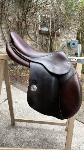 selle MEYER 17 pouces