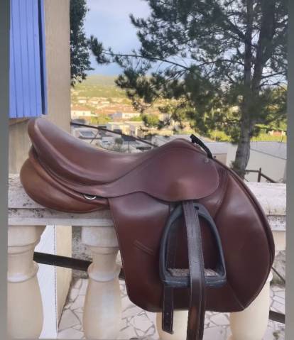 Selle b&acirc;tes 17,5