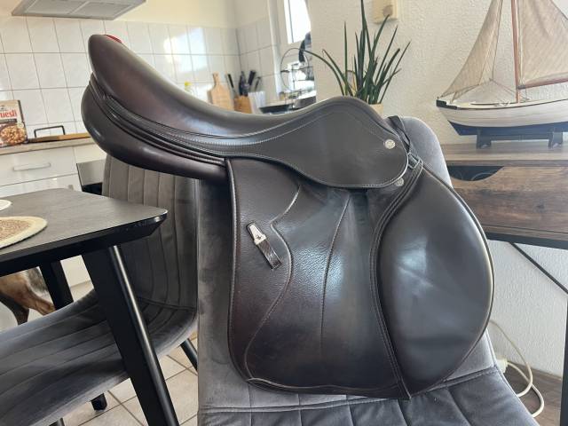 Selle Equipe Synergy Special 17 pouces 