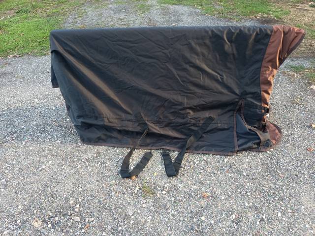 Couverture imperm&eacute;able poney 