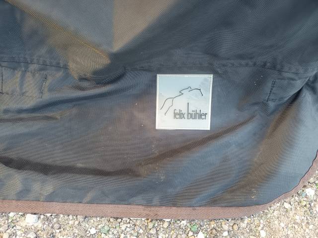 Couverture imperm&eacute;able poney 