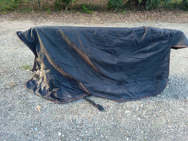 Couverture imperm&eacute;able poney 