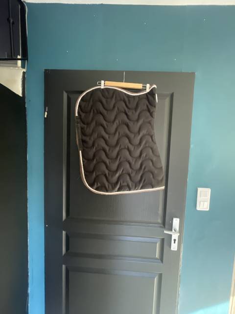 Tapis Equith&egrave;me noir blanc et marron 