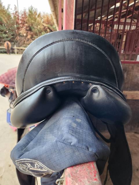 Selle Altair dressage 17.5