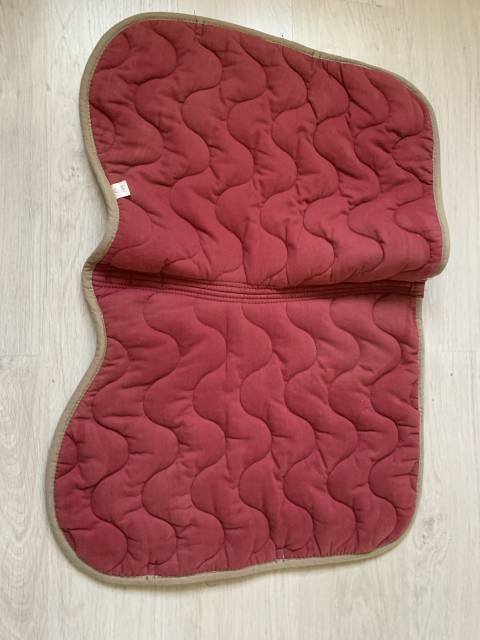 Tapis equith&egrave;me bordeaux 
